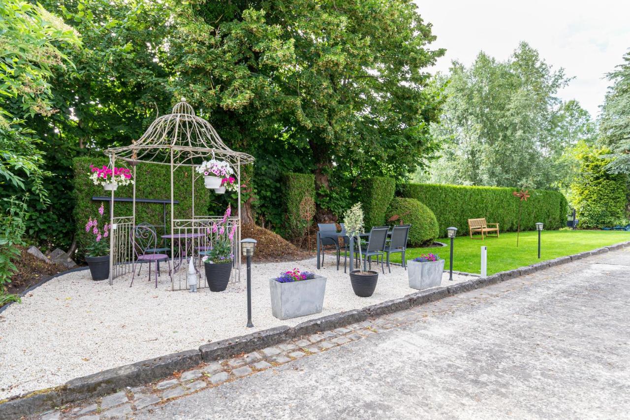 Bed and Breakfast Au Petit Dragon à Mons Extérieur photo